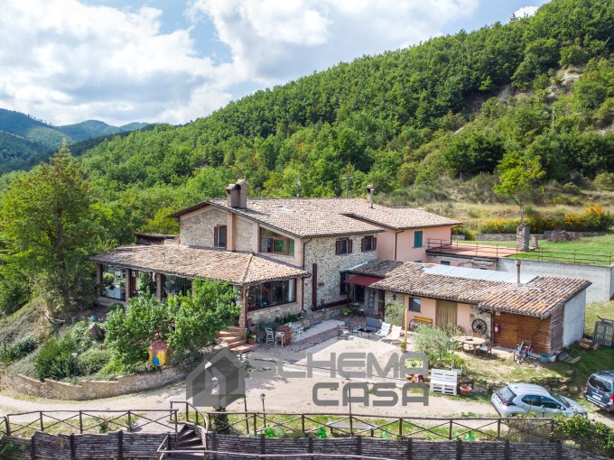 Casale I Calanchi – Elegante casale in pietra con vista panoramica